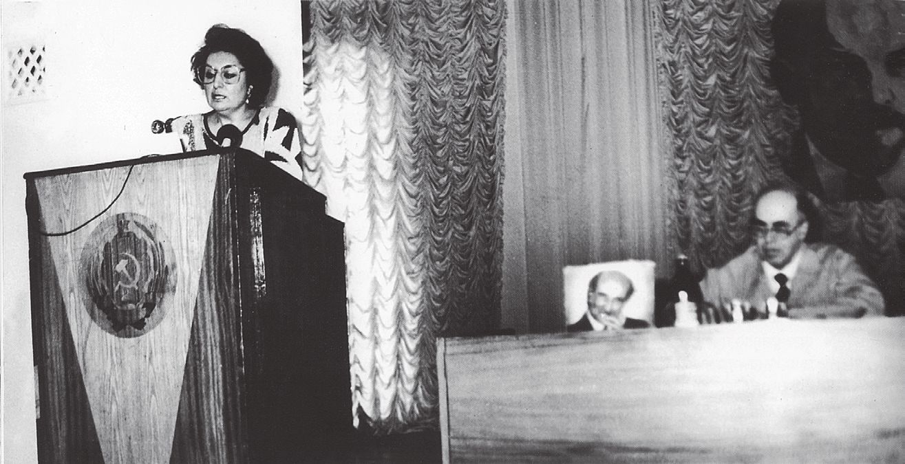 Aida Imanguliyeva at the Mikhail Naimy centenary conference, Poltava, 1989