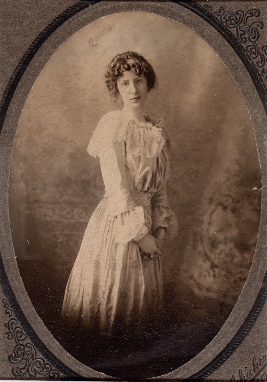 Gertrude Barrie