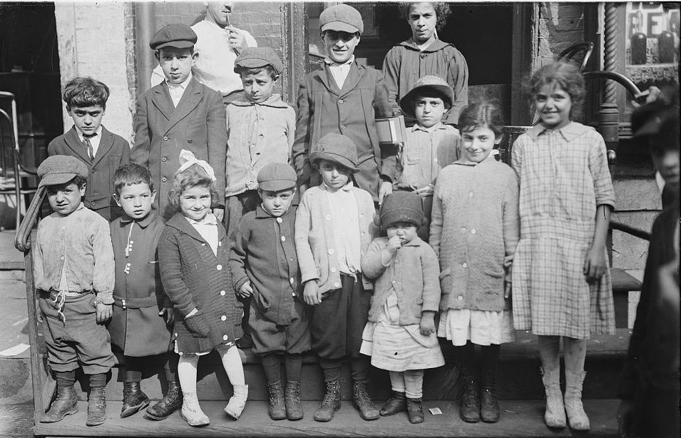 Syrian children in New York, 1910