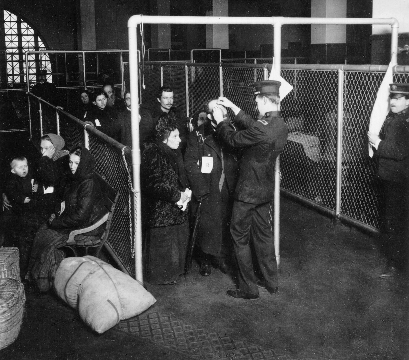 Trachoma eye inspection at Ellis Island